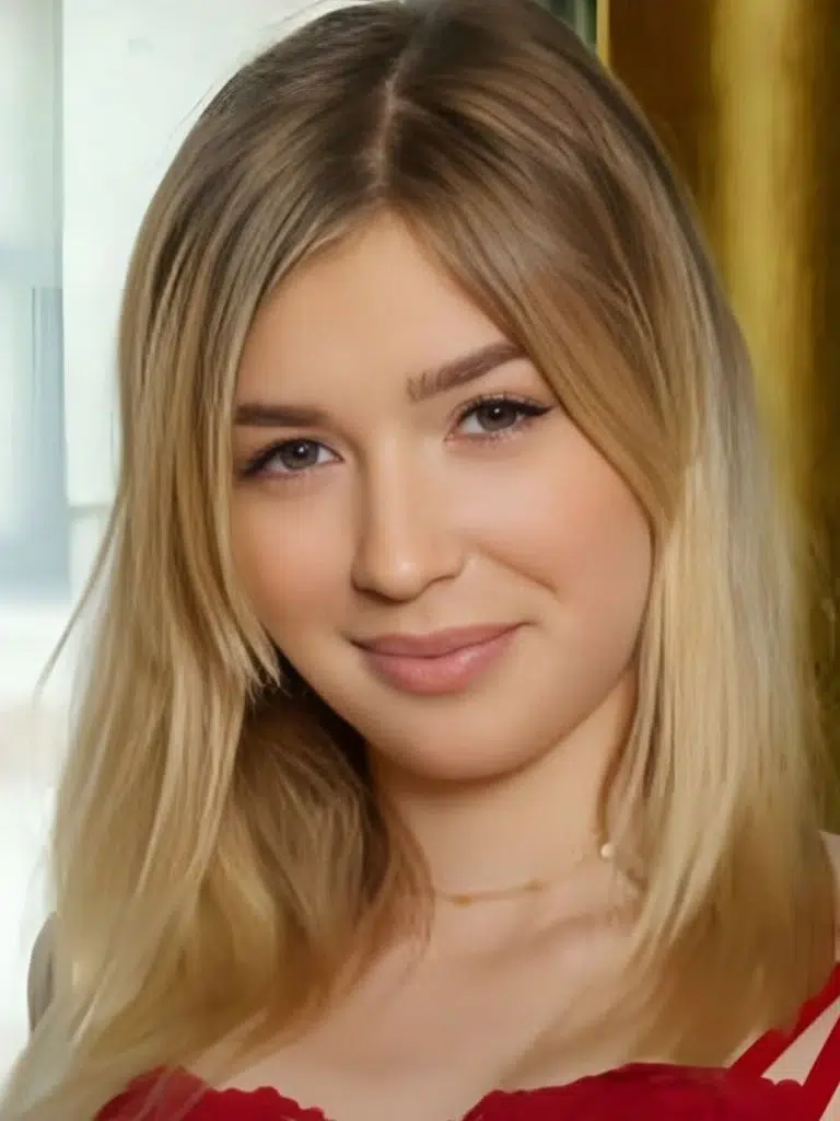 Mackenzie Moss Biography: Wiki, Age, Career, Height, Weight, Boyfriend, Net Worth & More